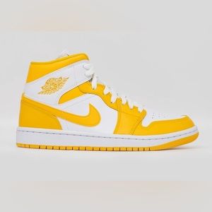 Women’s Air Jordans mid